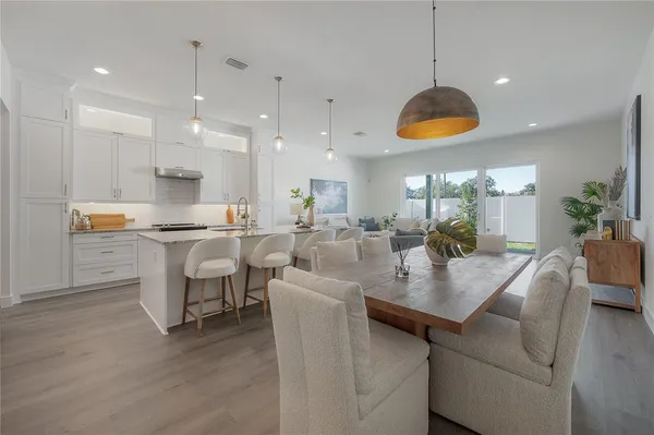 $584,900 | 5530 North 9th Street, Unit 2, Tampa, FL 33604