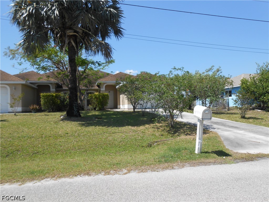 4507 20th Street Southwest Lehigh Acres, FL 33973 - Photo 2 of 21