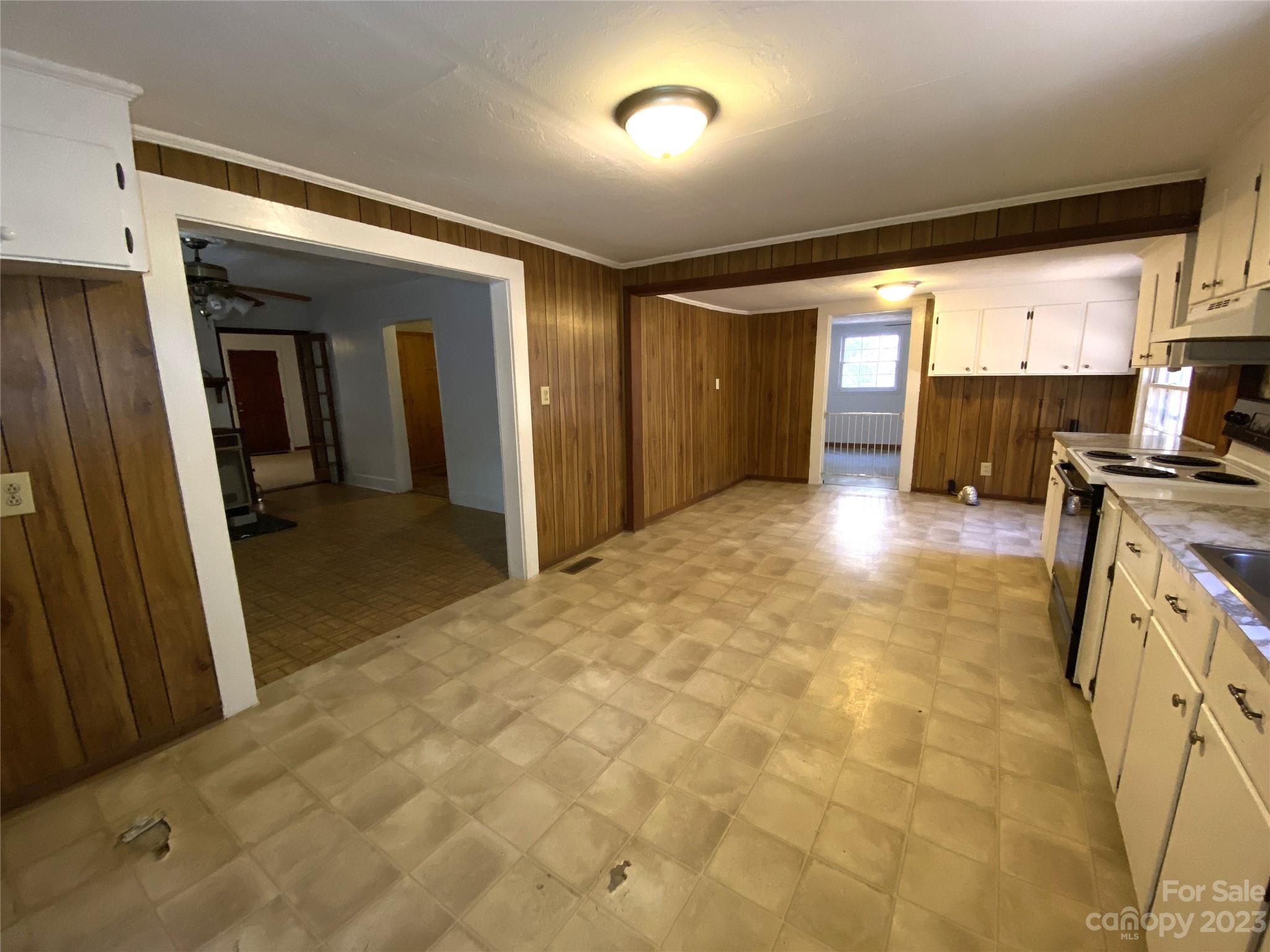 3416 Crow Road Monroe, NC 28112 - Photo 10 of 34 Gallery Image 10