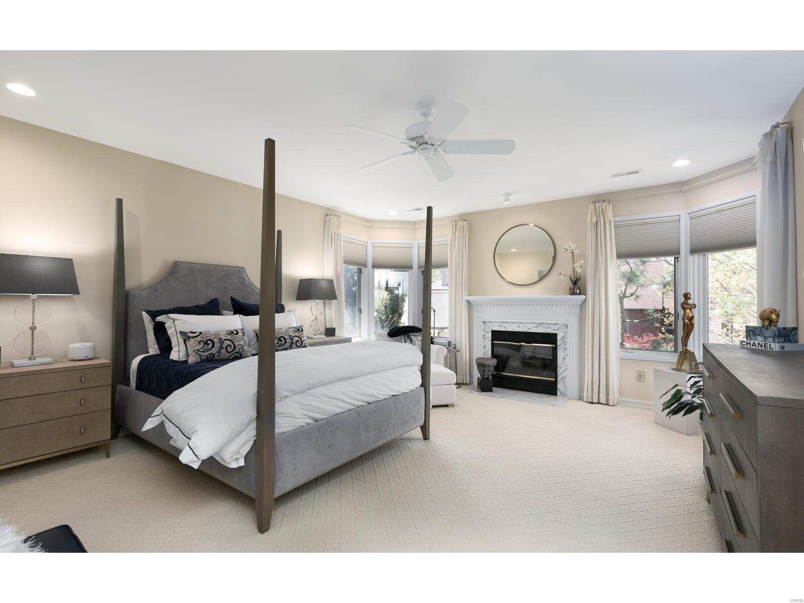 155 North Hanley Road, Unit 301 St. Louis, MO 63105 - Photo 15 of 26