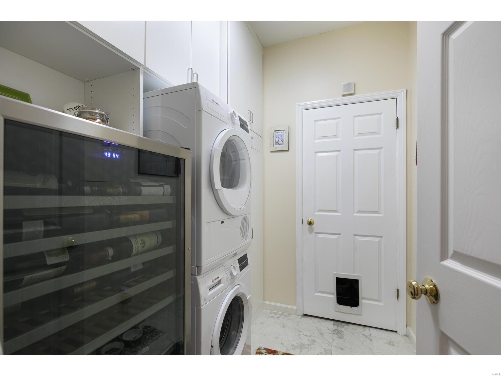 155 North Hanley Road, Unit 301 St. Louis, MO 63105 - Photo 21 of 26