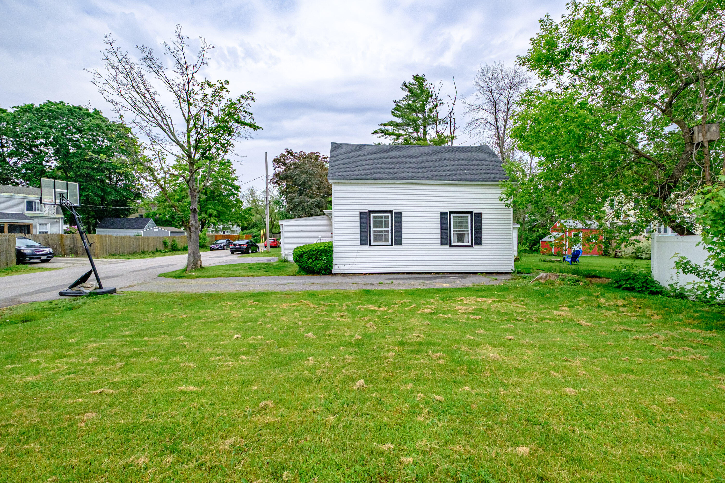 11 Stuart Street Saco, ME 04072 - Photo 27 of 41 20250606gp-61036