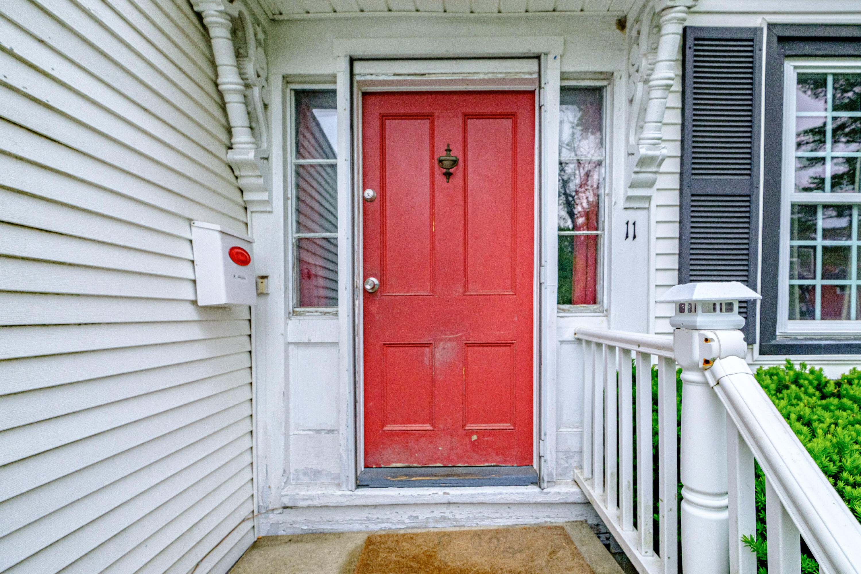 11 Stuart Street Saco, ME 04072 - Photo 4 of 41 20250606gp-61007