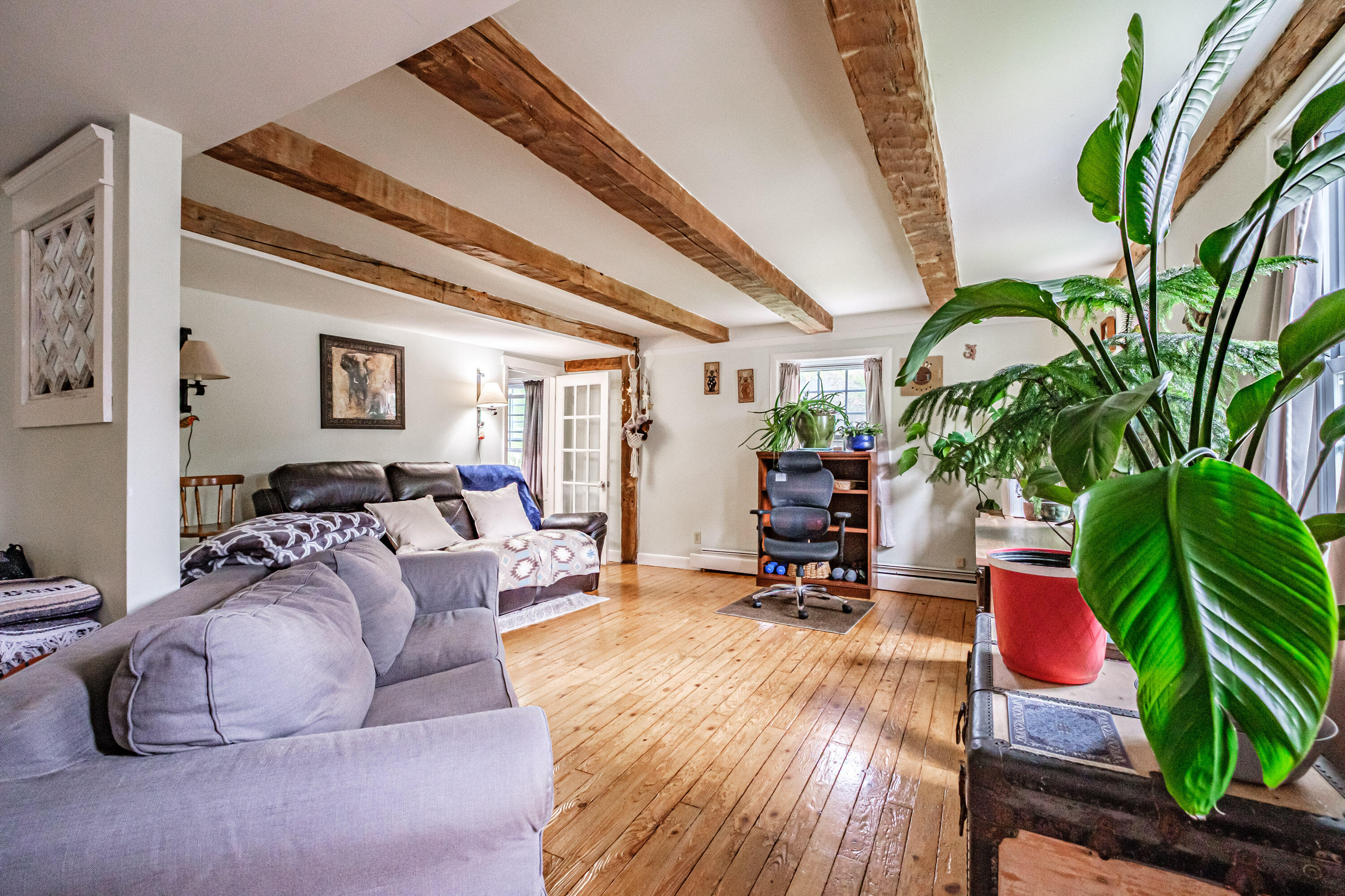 11 Stuart Street Saco, ME 04072 - Photo 5 of 41 20250606gp-61008