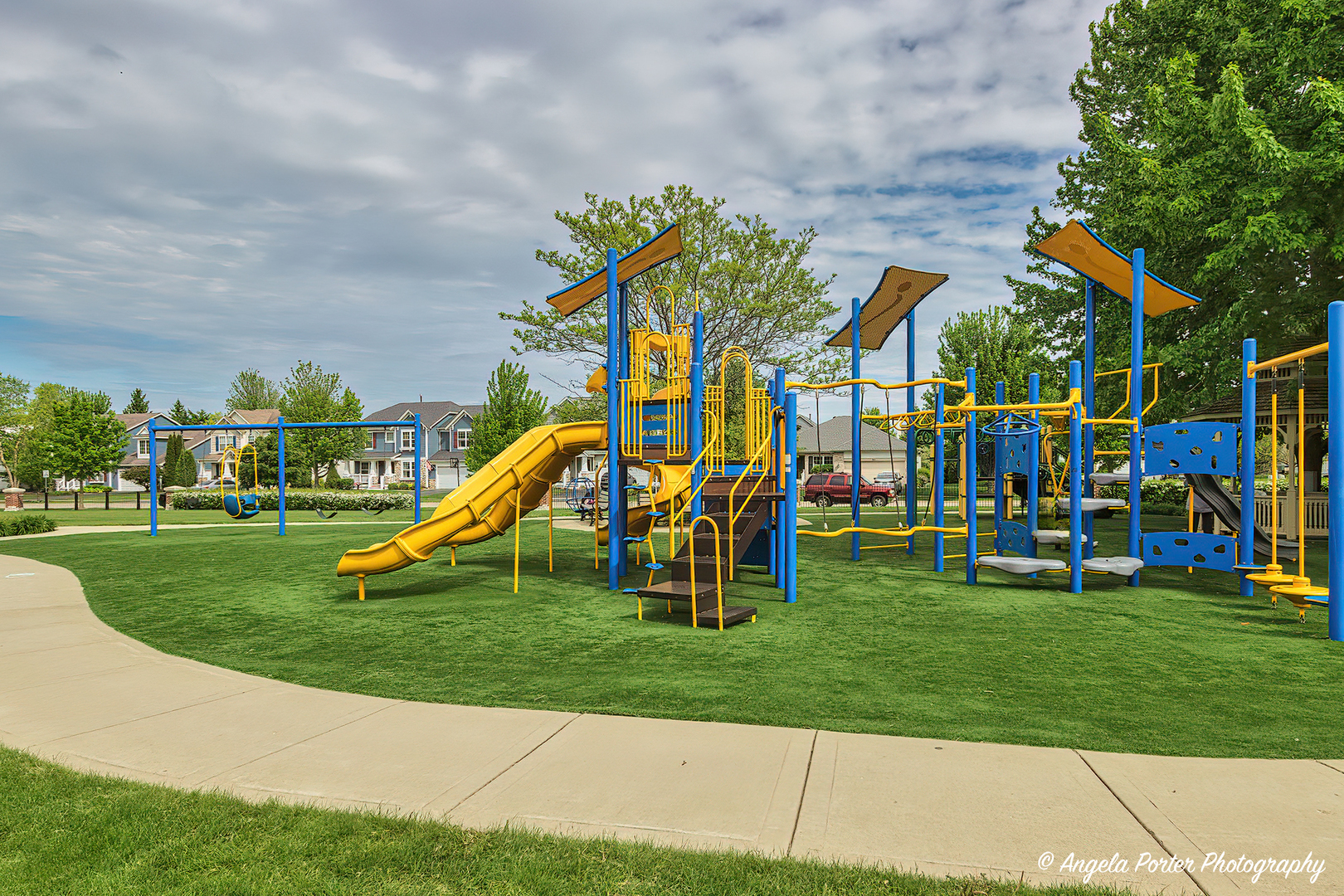 1829 Overview Circle Antioch, IL 60002 - Photo 36 of 42 Gallery Image 36