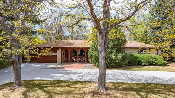 $700,000 | 885 Everett Street, Lakewood, CO 80215