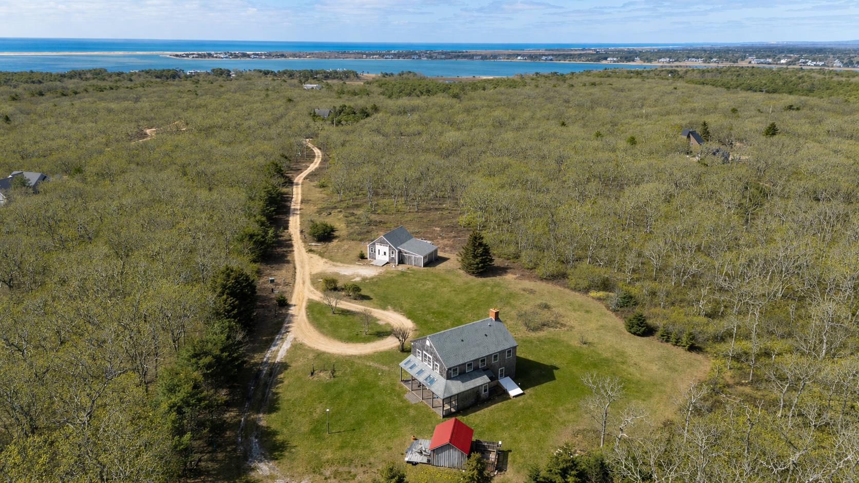 109 Litchfield Road Edgartown, MA 02539 - Photo 1 of 24 Gallery Image 1