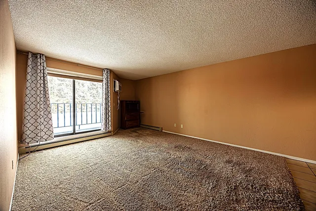 $89,000 | 315 Waite Avenue South, Unit 203, Waite Park, MN 56387