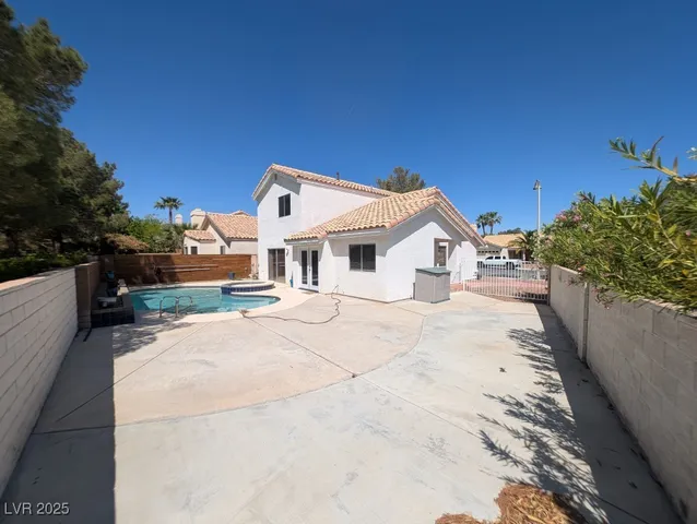 $2,600 | 9509 Lazy River Drive, Las Vegas, NV 89117