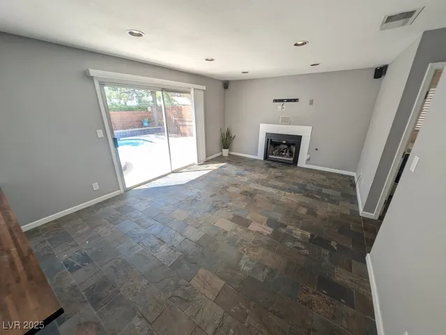 $2,600 | 9509 Lazy River Drive, Las Vegas, NV 89117