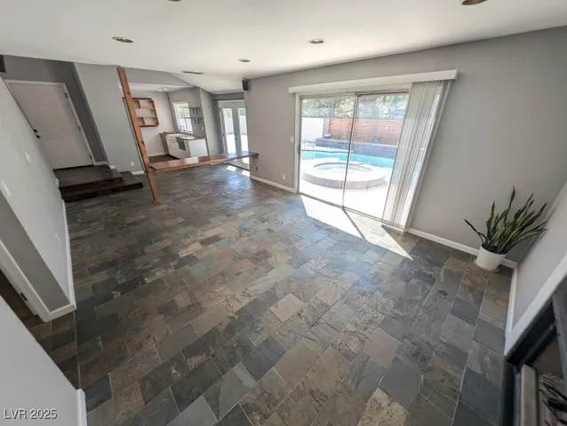 $2,600 | 9509 Lazy River Drive, Las Vegas, NV 89117