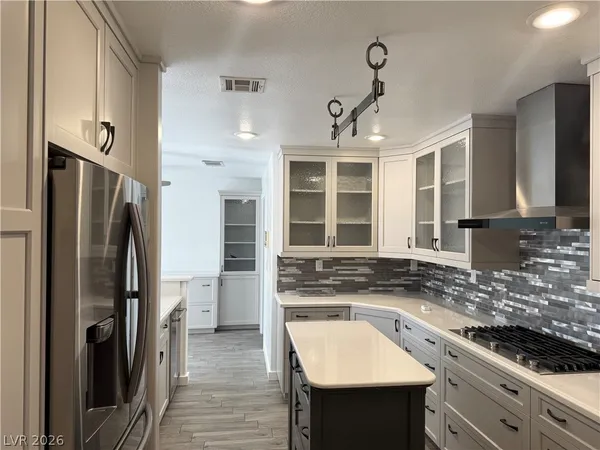 $2,999 | 8113 Spanish Peak Drive, Las Vegas, NV 89128