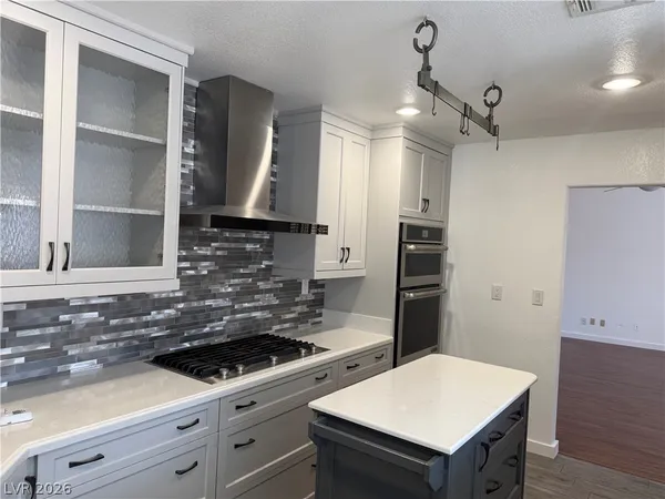 $2,999 | 8113 Spanish Peak Drive, Las Vegas, NV 89128