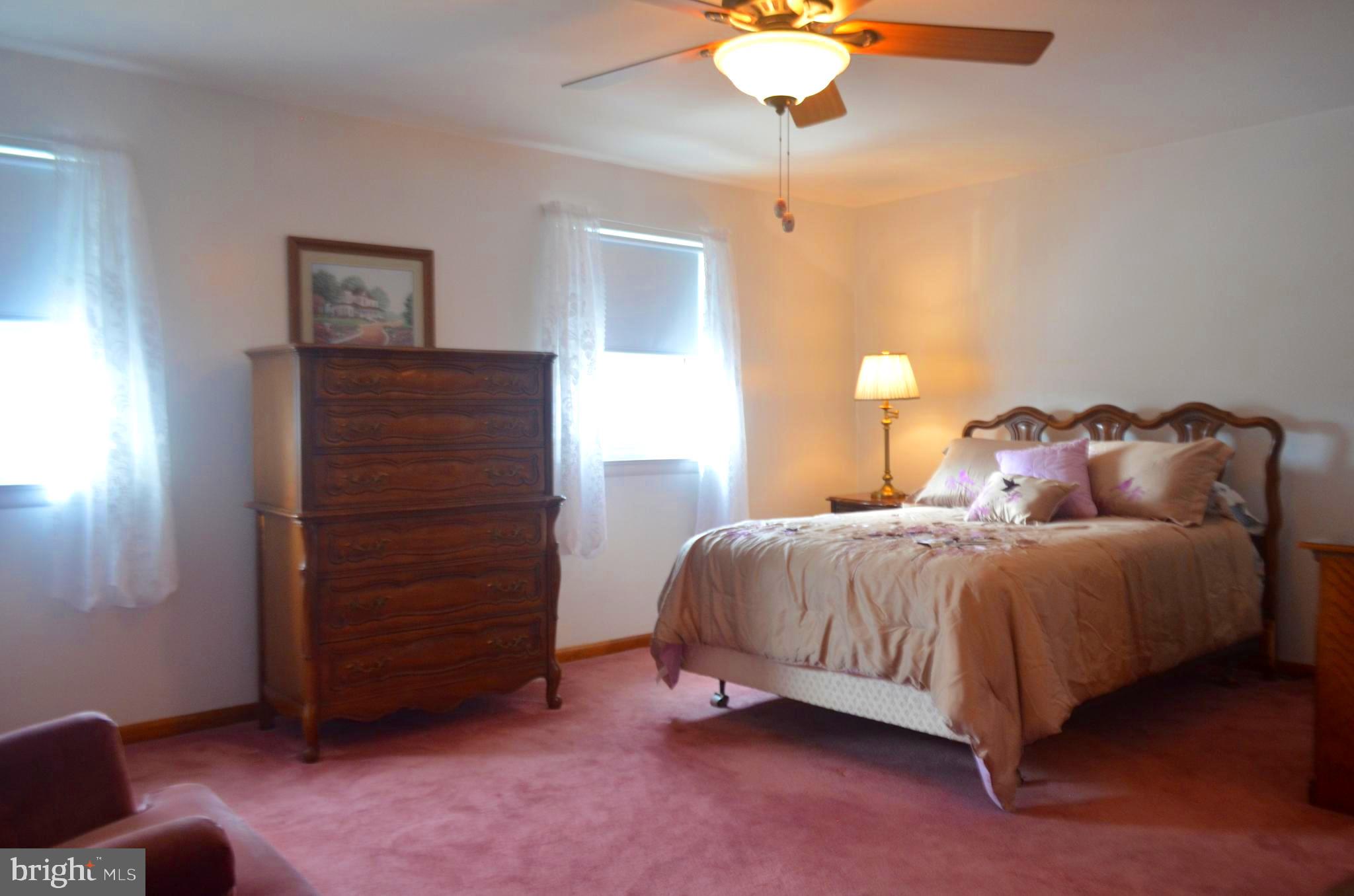 12413 Rambler Road Philadelphia, PA 19154 - Photo 13 of 36
