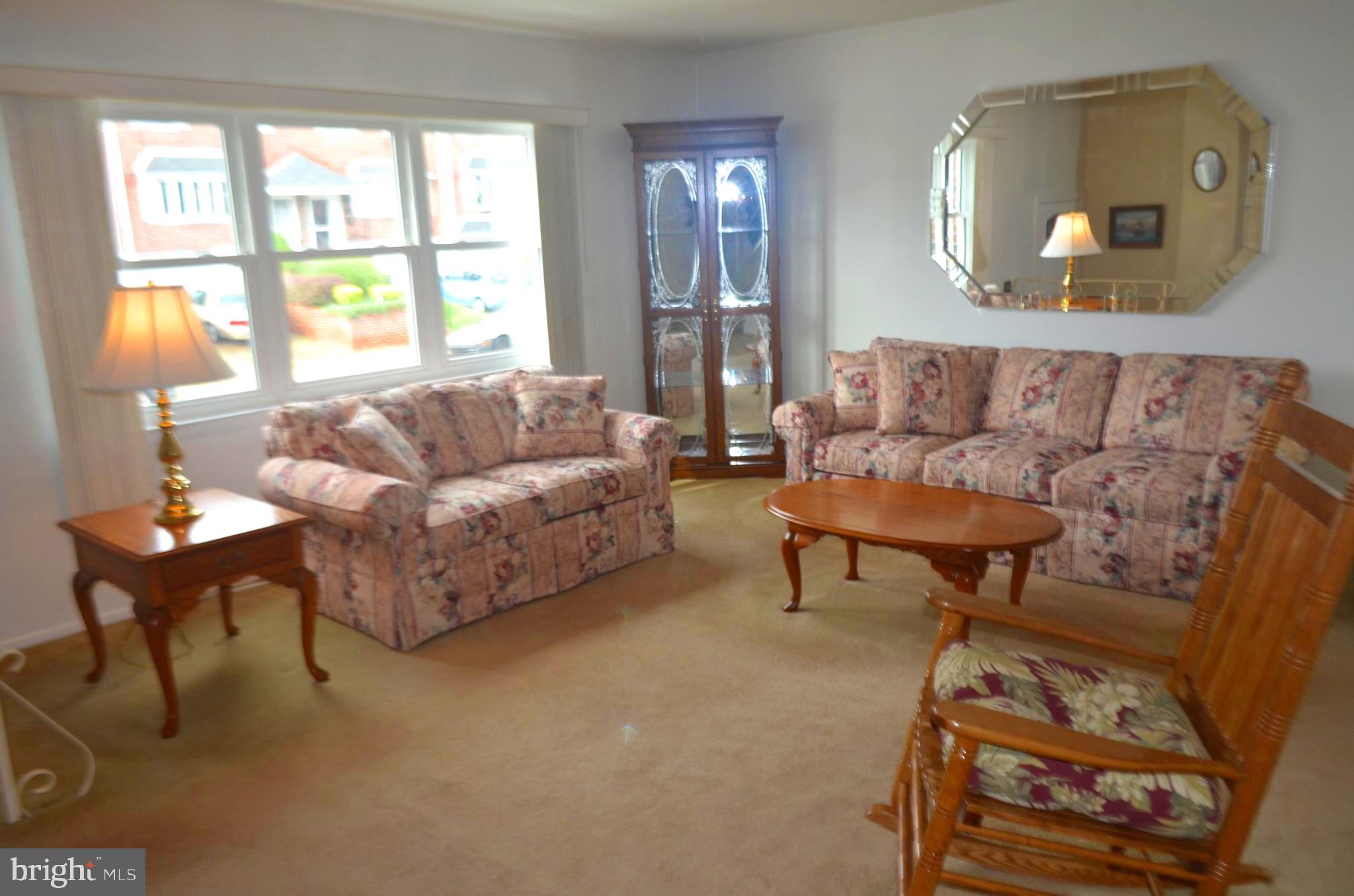 12413 Rambler Road Philadelphia, PA 19154 - Photo 4 of 36