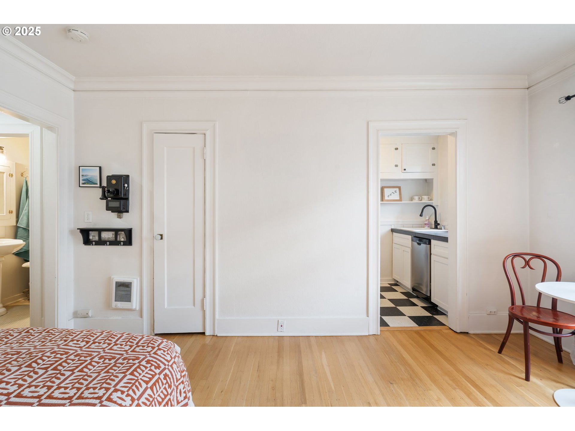 1811 Northwest Couch Street, Unit 407 Portland, OR 97209 - Photo 11 of 23