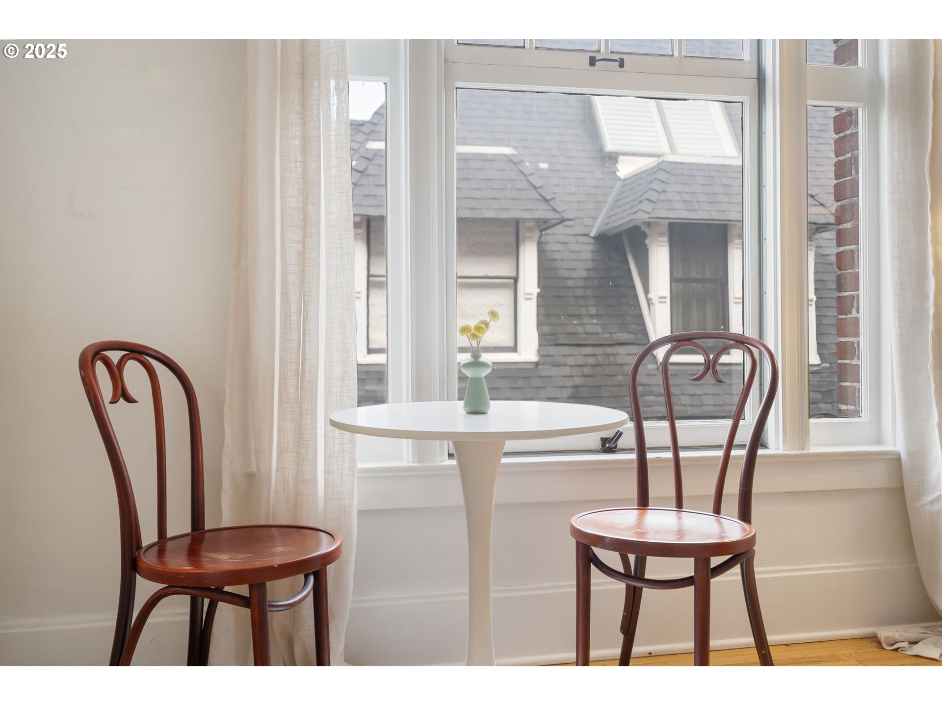 1811 Northwest Couch Street, Unit 407 Portland, OR 97209 - Photo 13 of 23