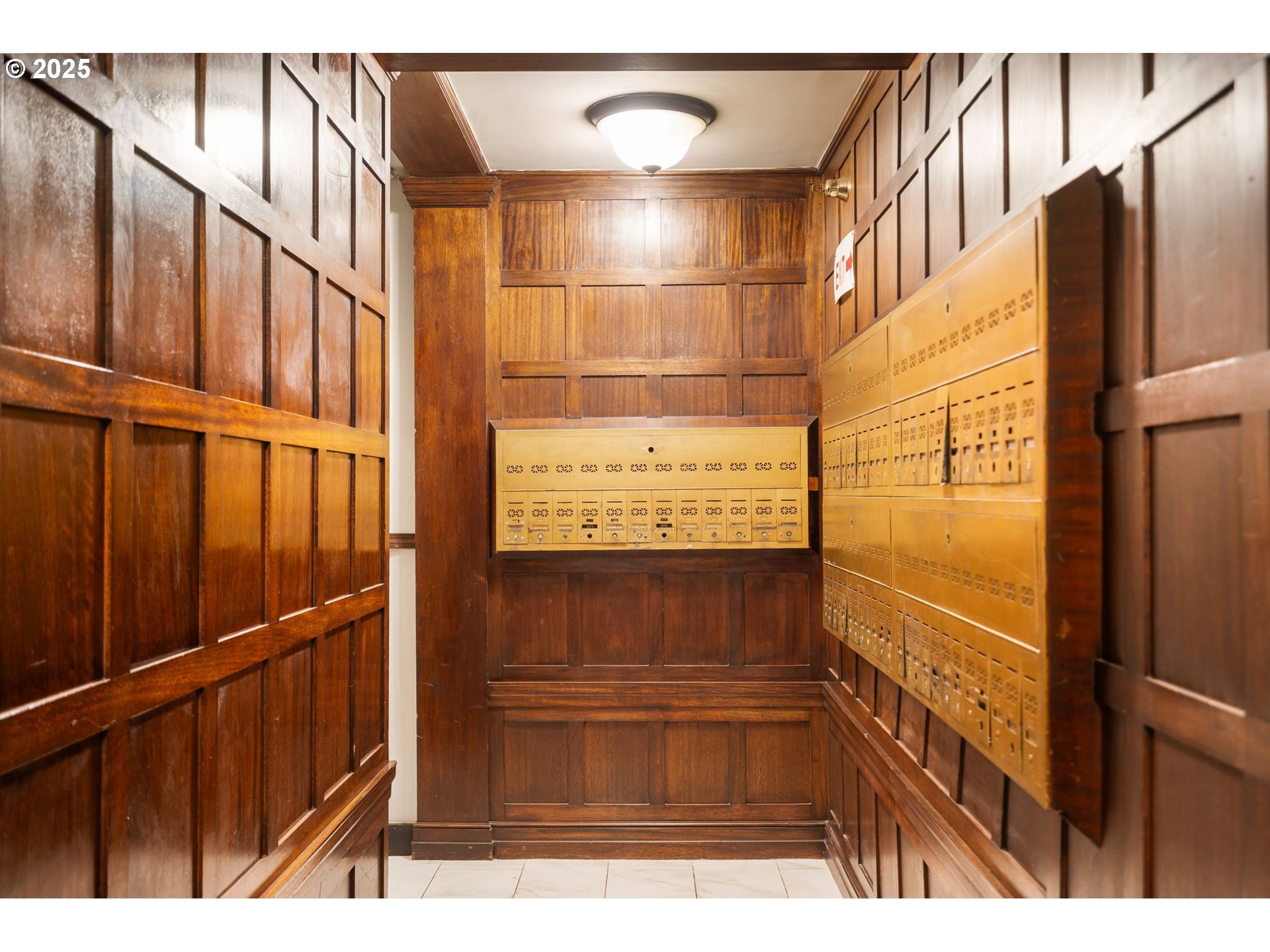 1811 Northwest Couch Street, Unit 407 Portland, OR 97209 - Photo 5 of 23