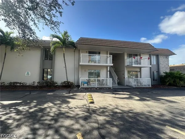 $130,000 | 1830 Maravilla Avenue, Unit 416, Fort Myers, FL 33901