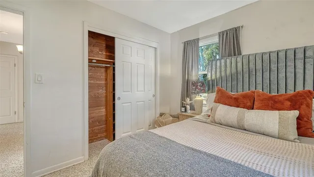 $469,000 | 209 Briggs Court, Sarasota, FL 34237