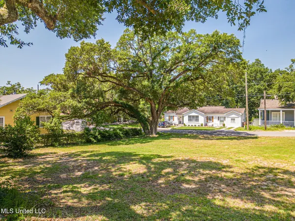 $79,900 | 146 Gill Avenue, Biloxi, MS 39530