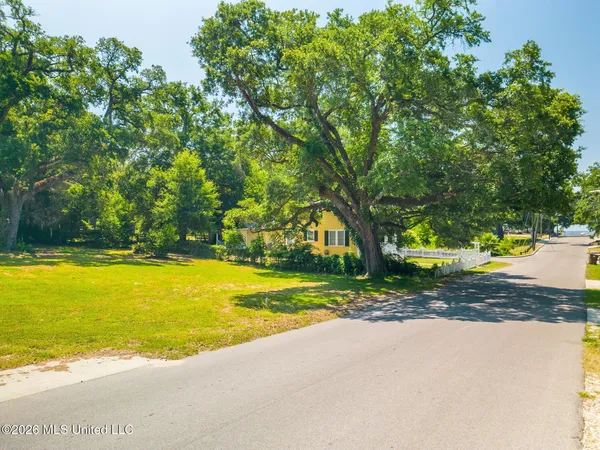 $79,900 | 146 Gill Avenue, Biloxi, MS 39530