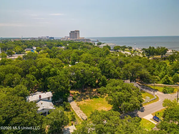 $79,900 | 146 Gill Avenue, Biloxi, MS 39530