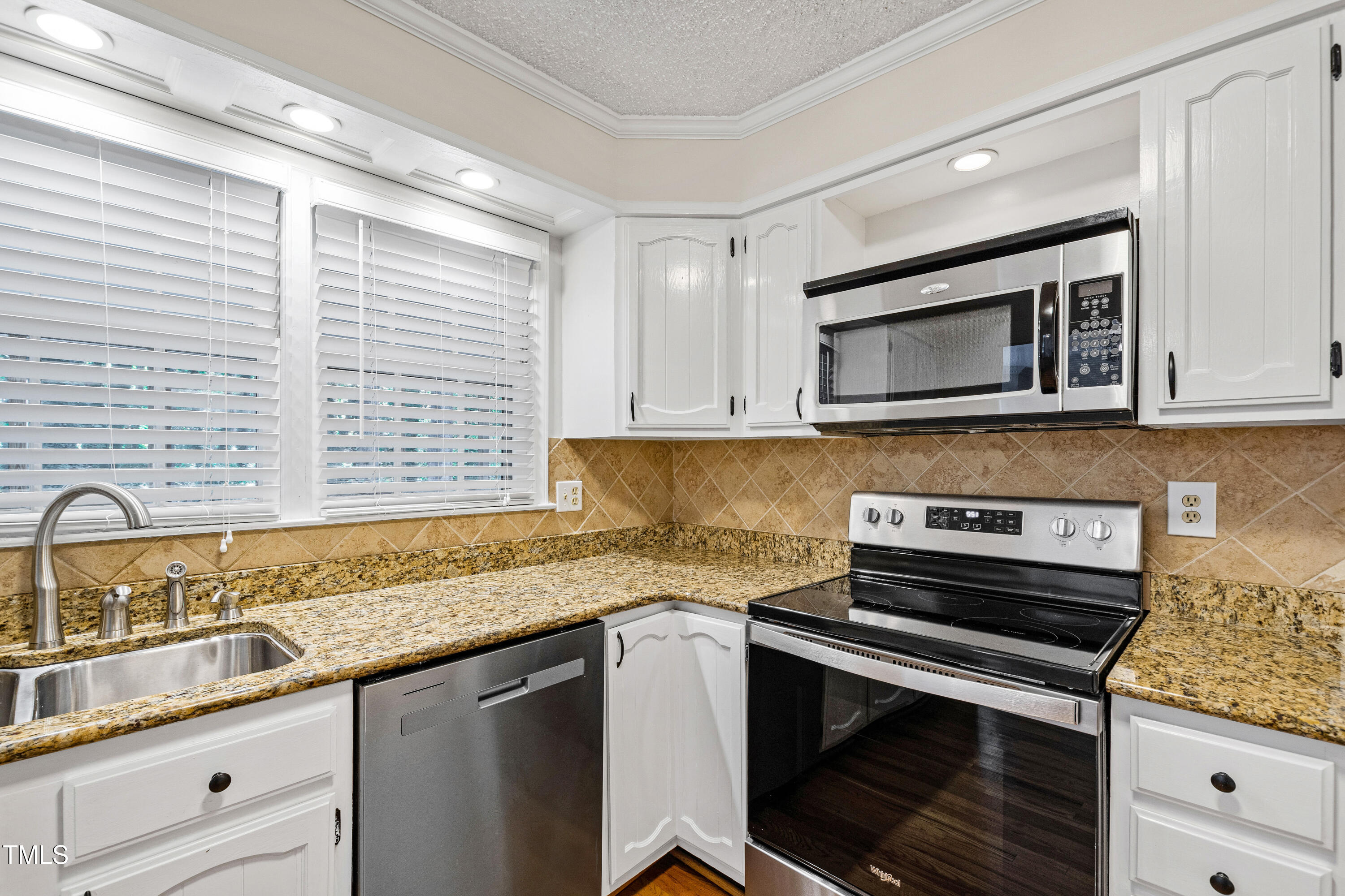 8404 Running Cedar Trail Raleigh, NC 27615 - Photo 13 of 50 Running Cedar-34