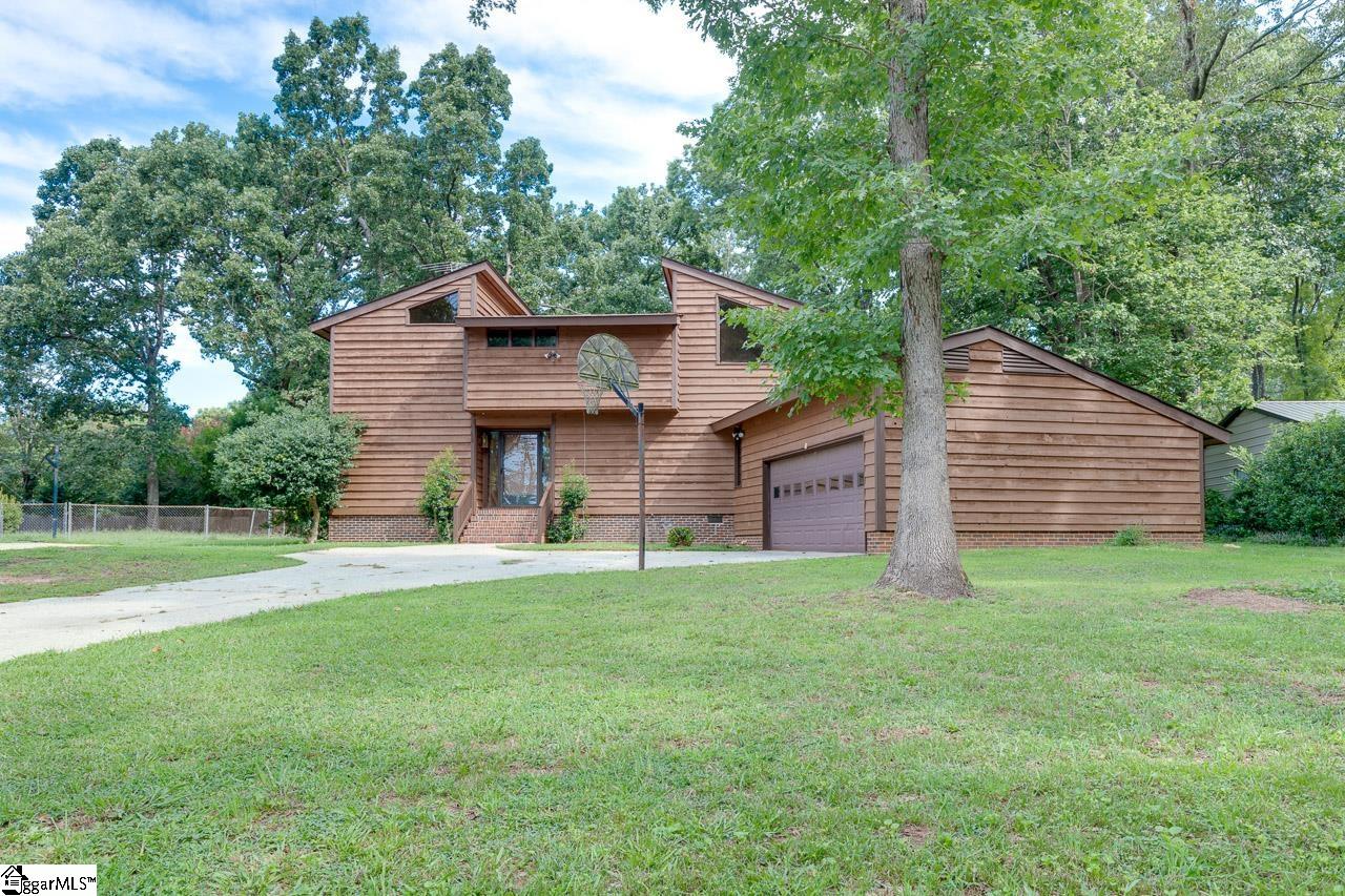 605 Devenger Road Greer, SC 29650 - Photo 1 of 26 Gallery Image 1