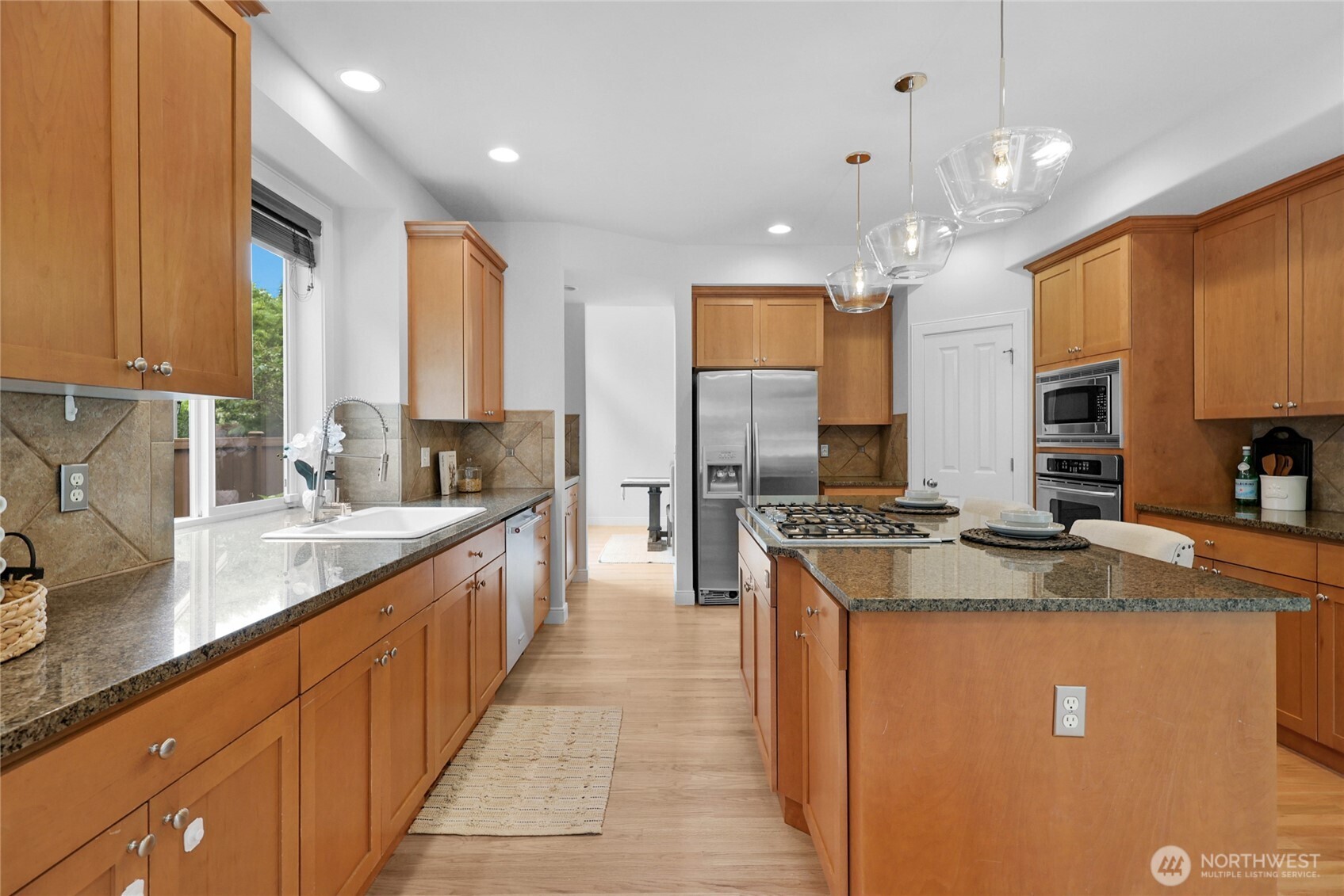 15927 35th Drive Southeast Bothell, WA 98012 - Photo 9 of 34 Gallery Image 9