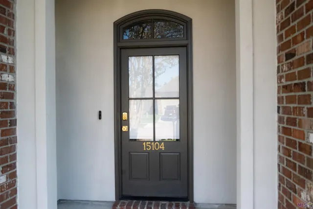 $2,200 | 15104 Wax Myrtle Avenue, Baton Rouge, LA 70817