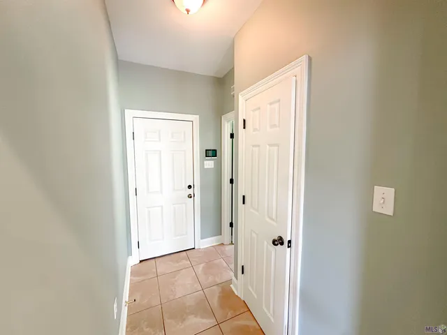 $2,200 | 15104 Wax Myrtle Avenue, Baton Rouge, LA 70817