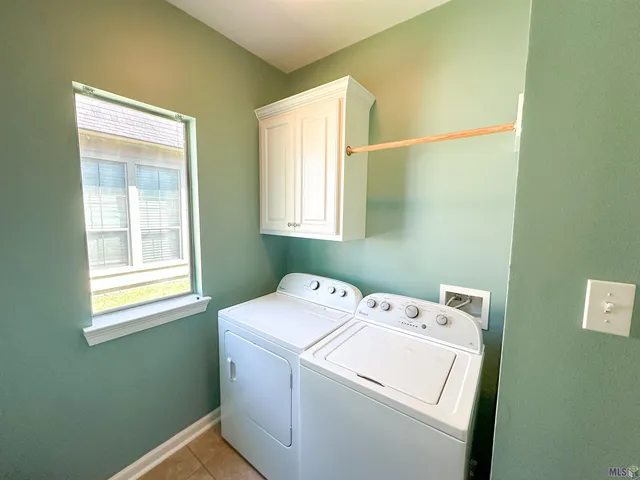 $2,200 | 15104 Wax Myrtle Avenue, Baton Rouge, LA 70817