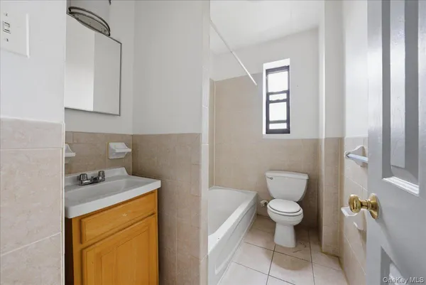 $108,000 | 1715 Nelson Avenue, Unit 5D | Morris Heights