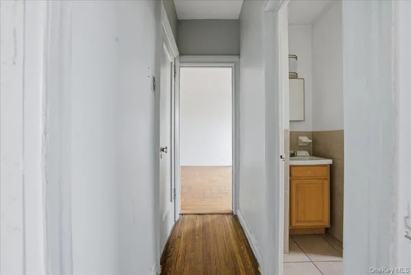 $108,000 | 1715 Nelson Avenue, Unit 5D | Morris Heights