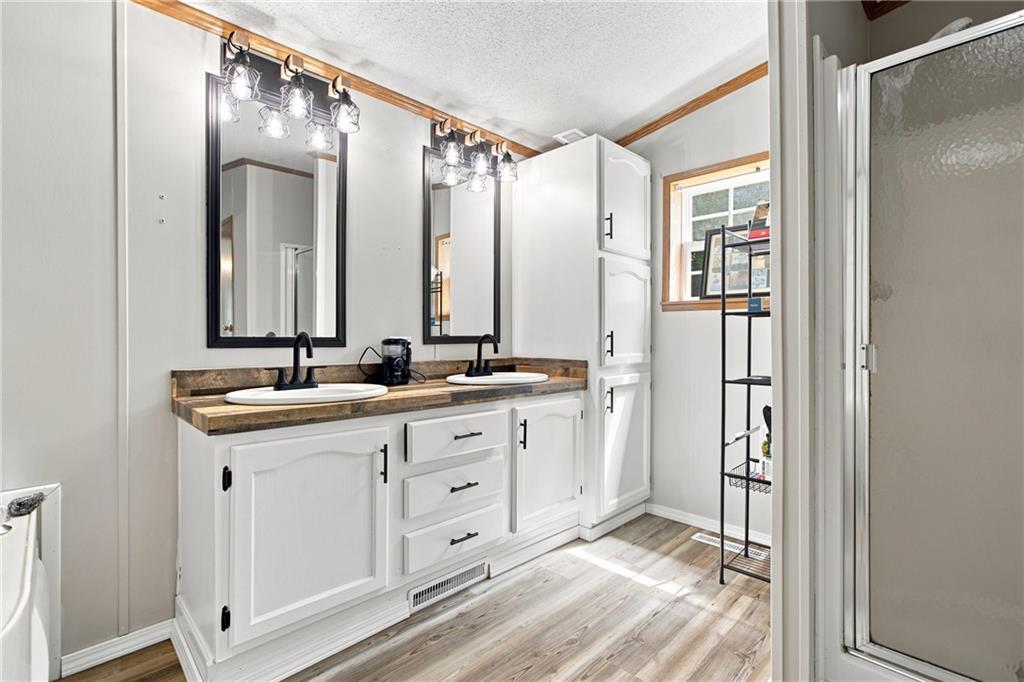 948 Duvall Road Charleroi, PA 15022 - Photo 22 of 38 Gallery Image 22