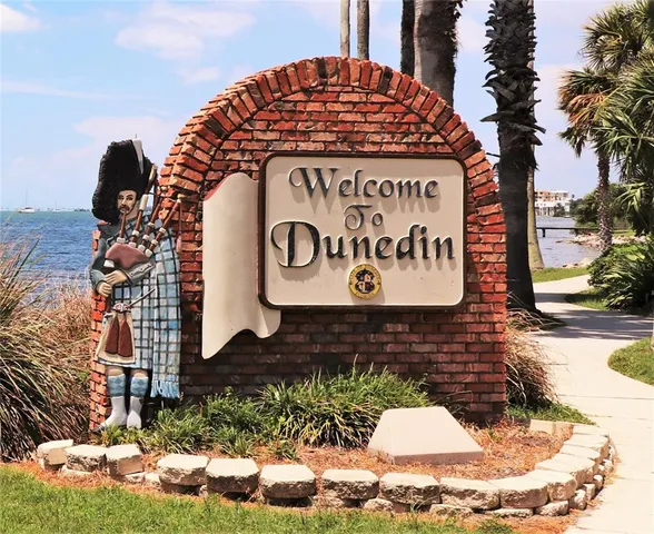 $387,000 | 3485 Pine Street, Dunedin, FL 34698