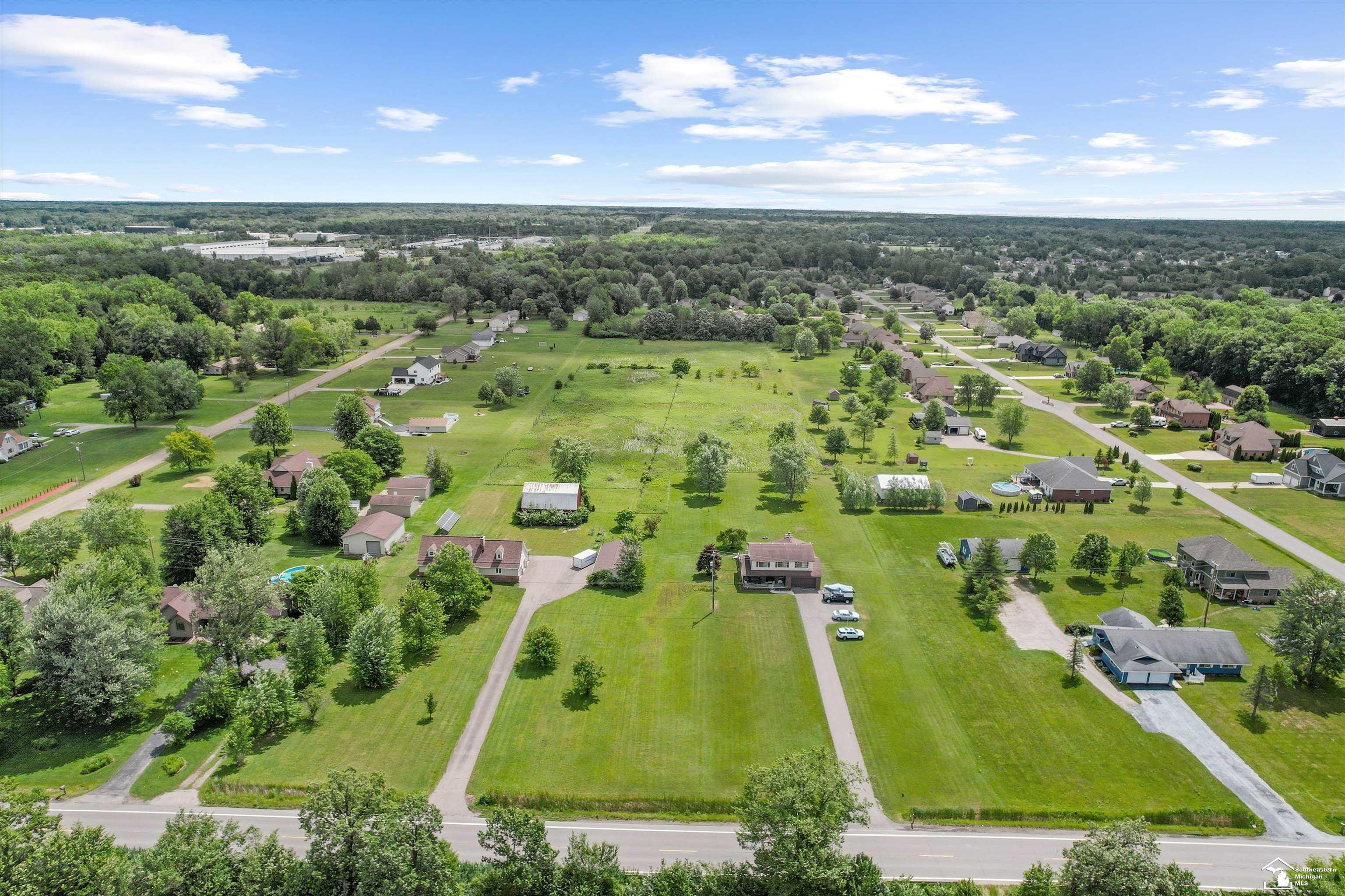 24677 Waltz Road New Boston, MI 48164 - Photo 13 of 66