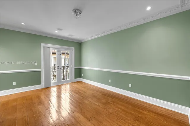 a view of room with walk in closet