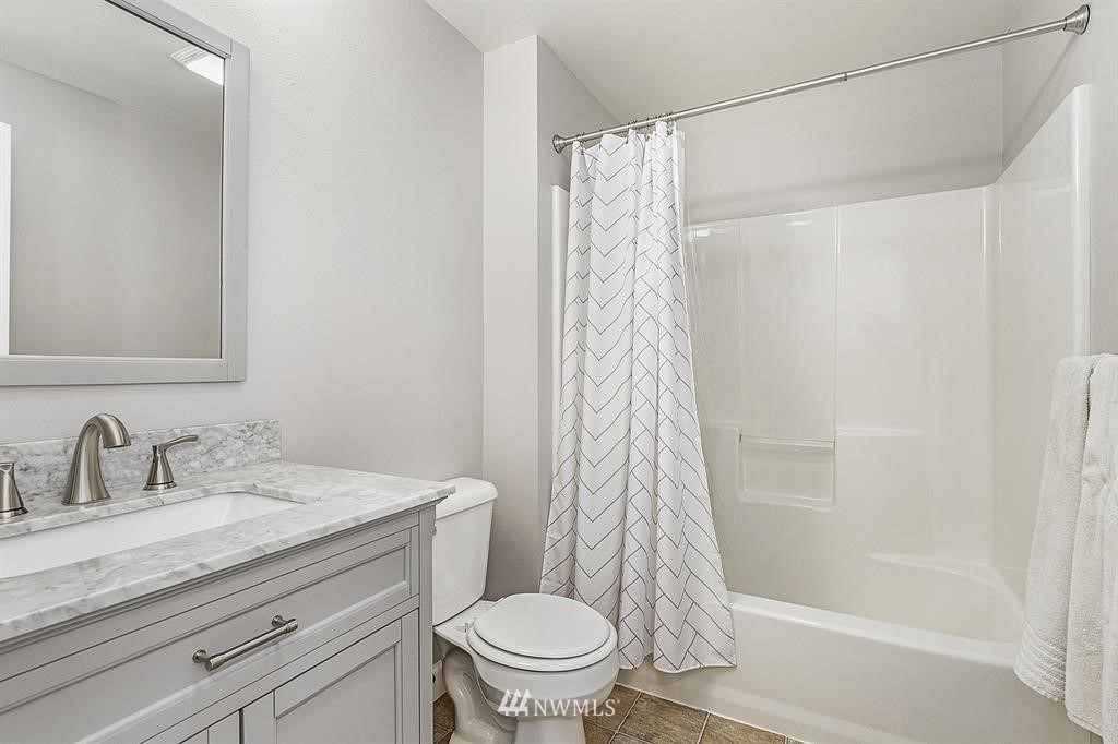 17442 Mountain View Road Southeast Monroe, WA 98272 - Photo 11 of 23 Gallery Image 11