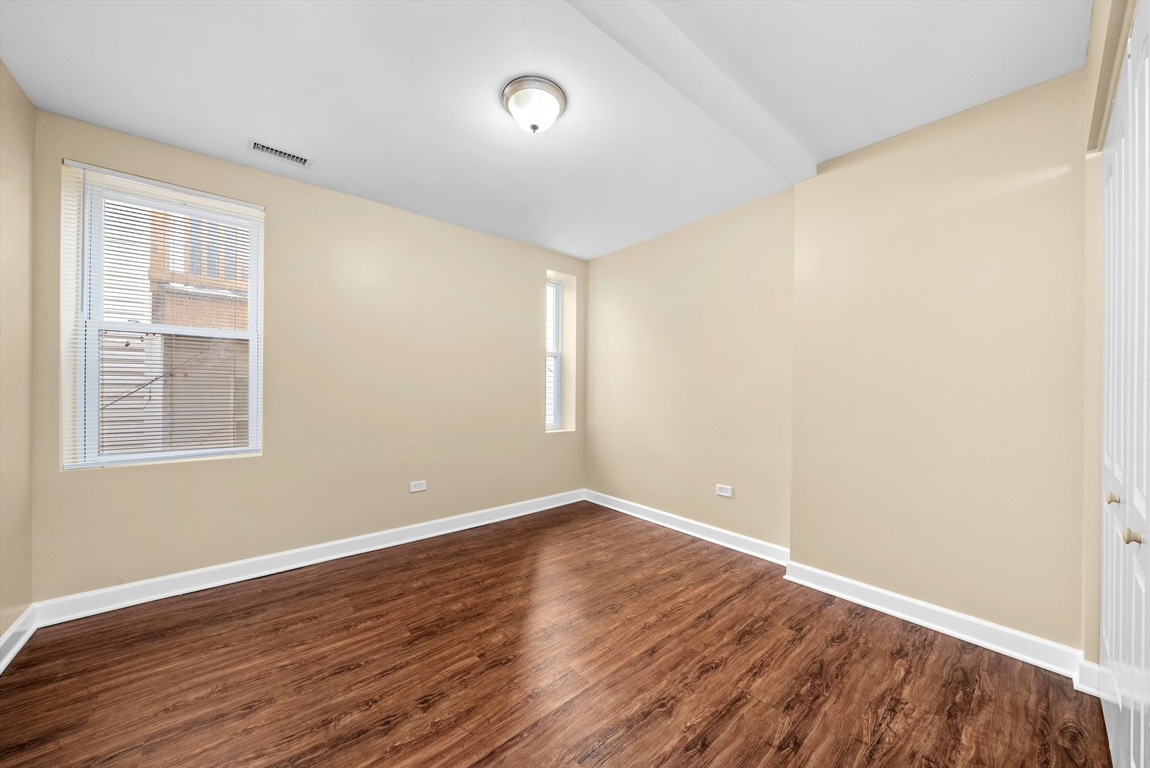 552 West Cullerton Street, Unit G Chicago, IL 60616 - Photo 12 of 21