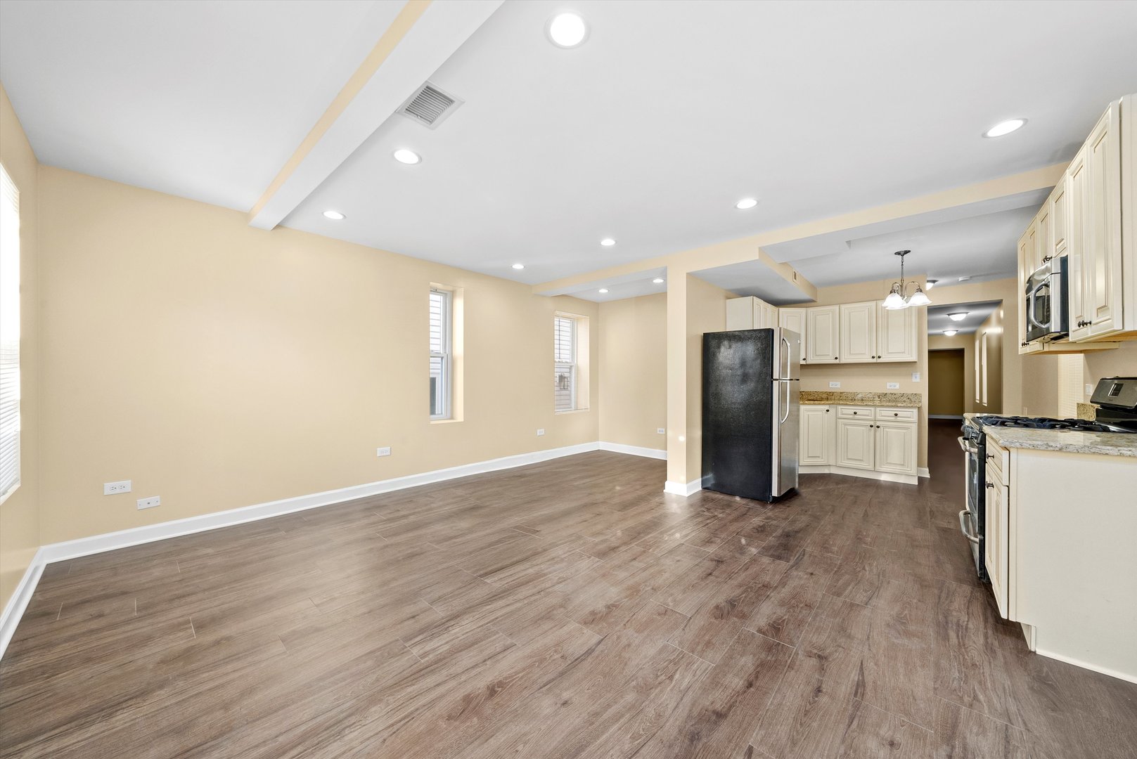 552 West Cullerton Street, Unit G Chicago, IL 60616 - Photo 3 of 21