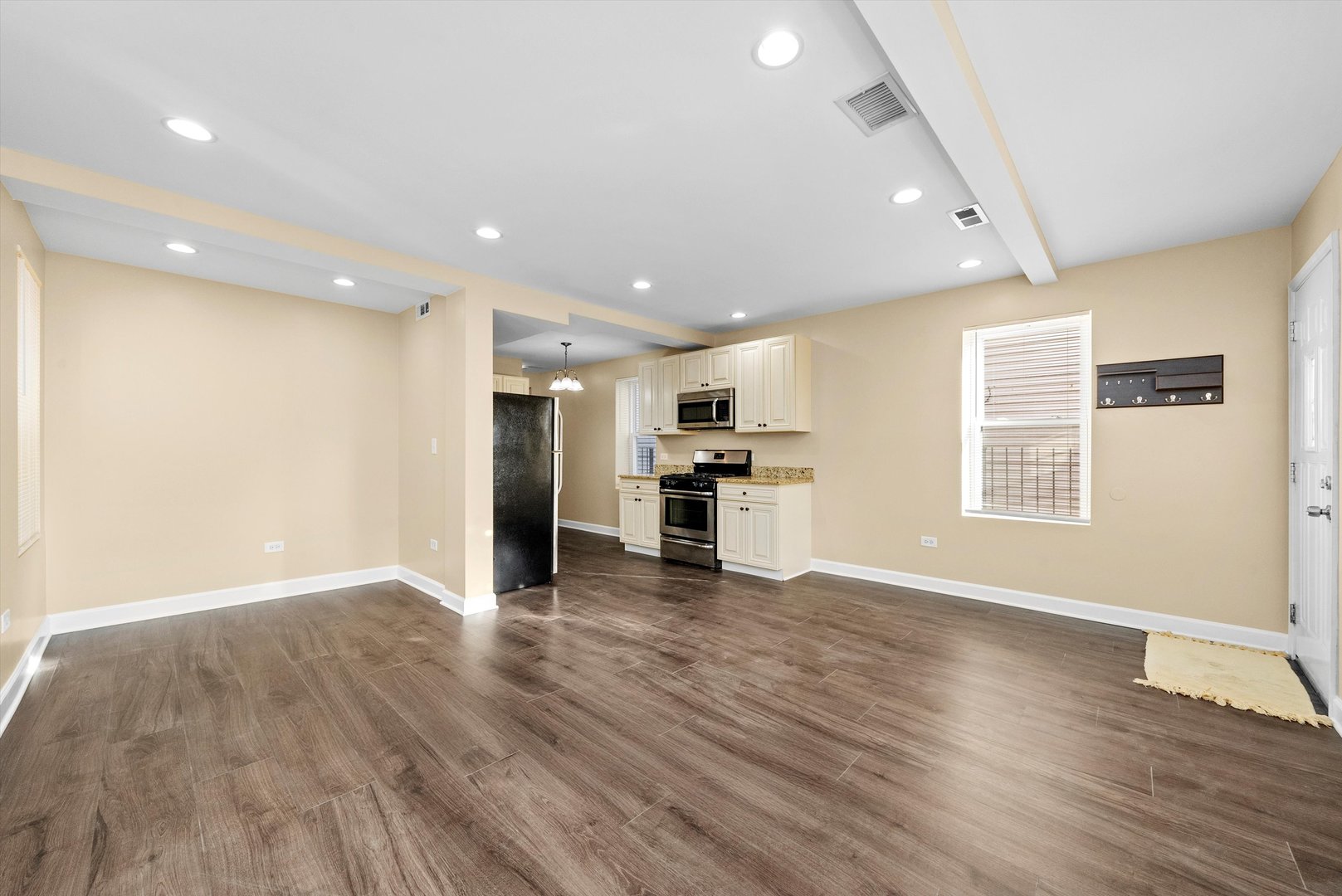 552 West Cullerton Street, Unit G Chicago, IL 60616 - Photo 4 of 21