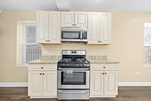 $2,050 | 552 West Cullerton Street, Unit G, Chicago, IL 60616