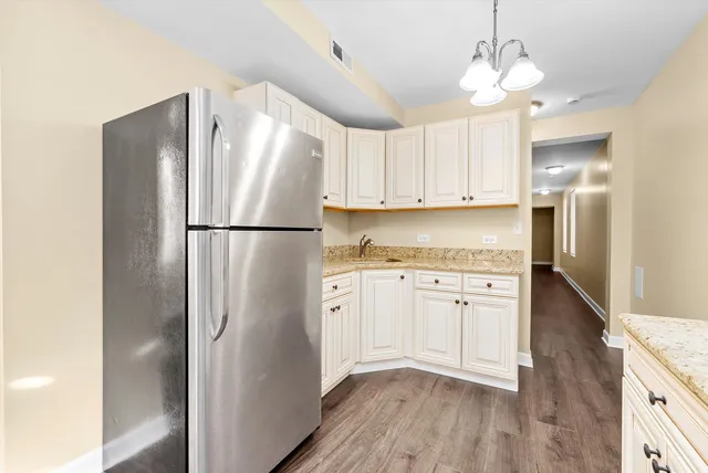 $2,050 | 552 West Cullerton Street, Unit G, Chicago, IL 60616