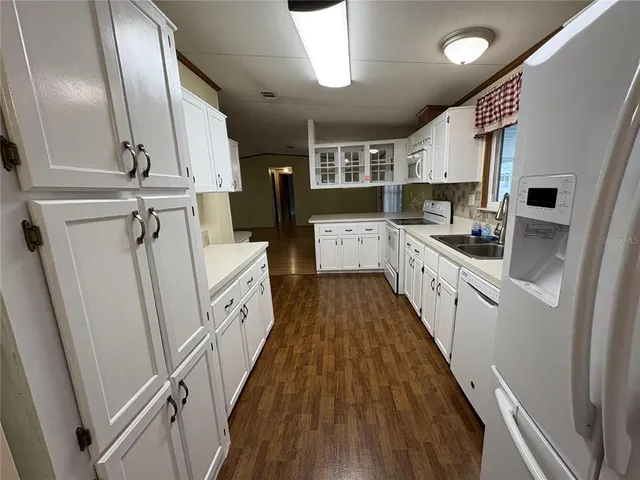 $1,990 | 616 Klickety Klak Lane, Valrico, FL 33594