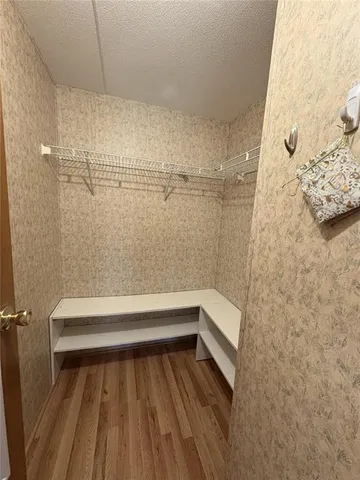 $1,990 | 616 Klickety Klak Lane, Valrico, FL 33594