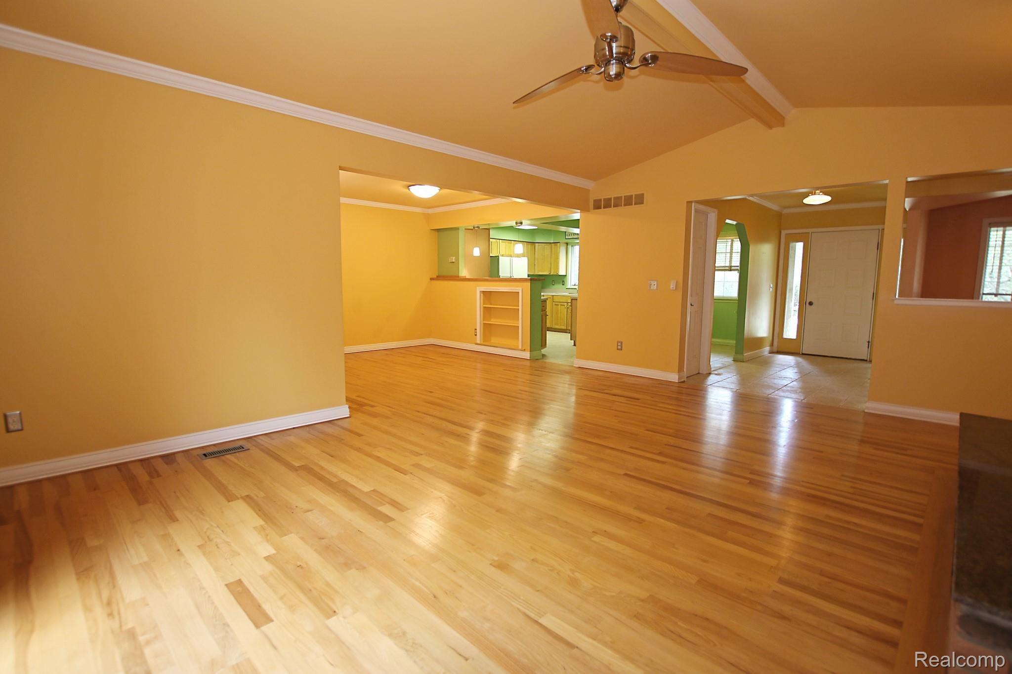 1845 Crestline Street Rochester, MI 48307 - Photo 8 of 58 8) Living Room.jpg