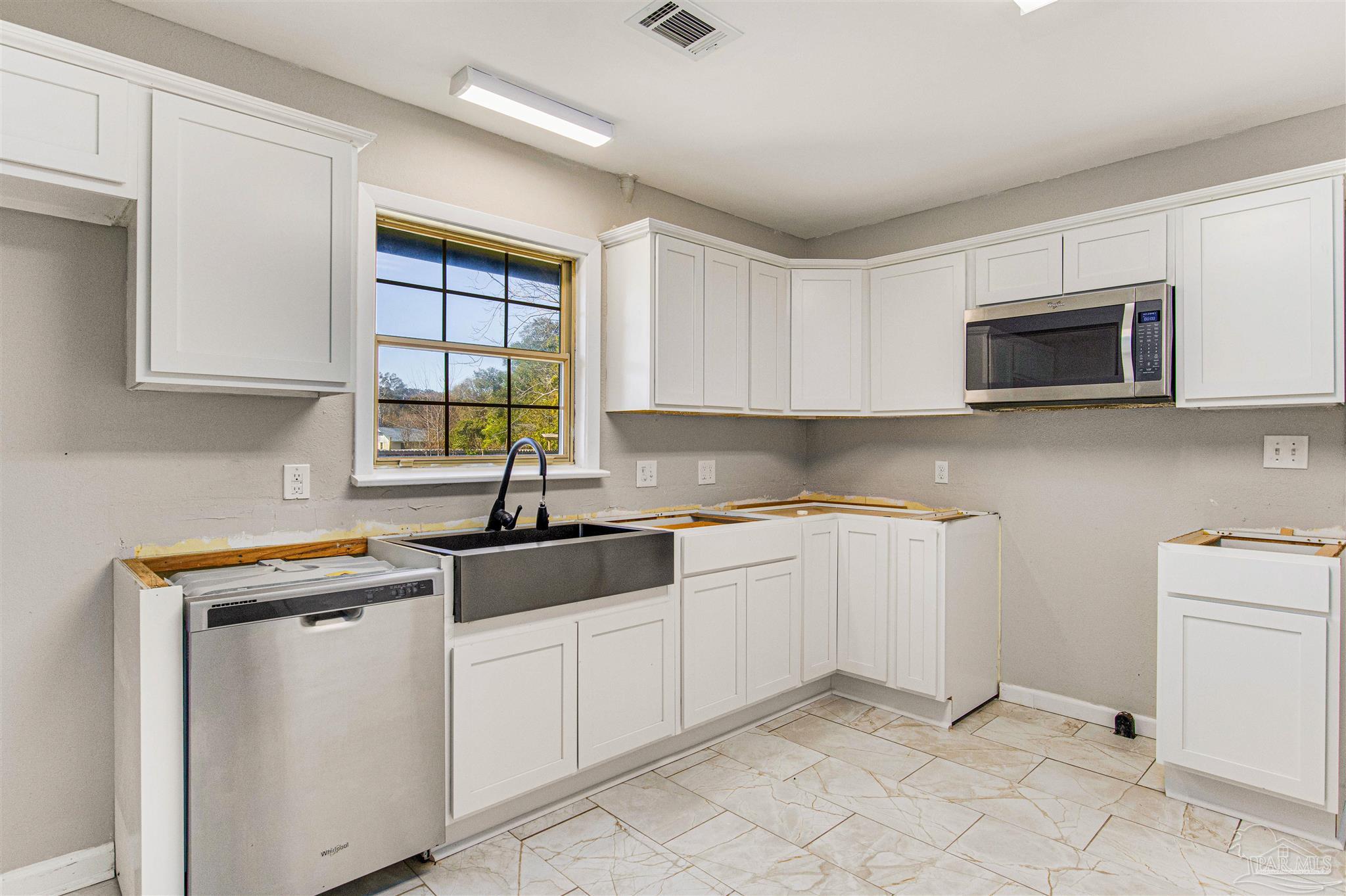 8901 Arcadia Road Pensacola, FL 32534 - Photo 10 of 33 Gallery Image 10
