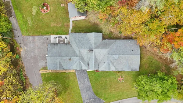 $599,000 | 5186 Lick Creek Road, Clinchco, VA 24226